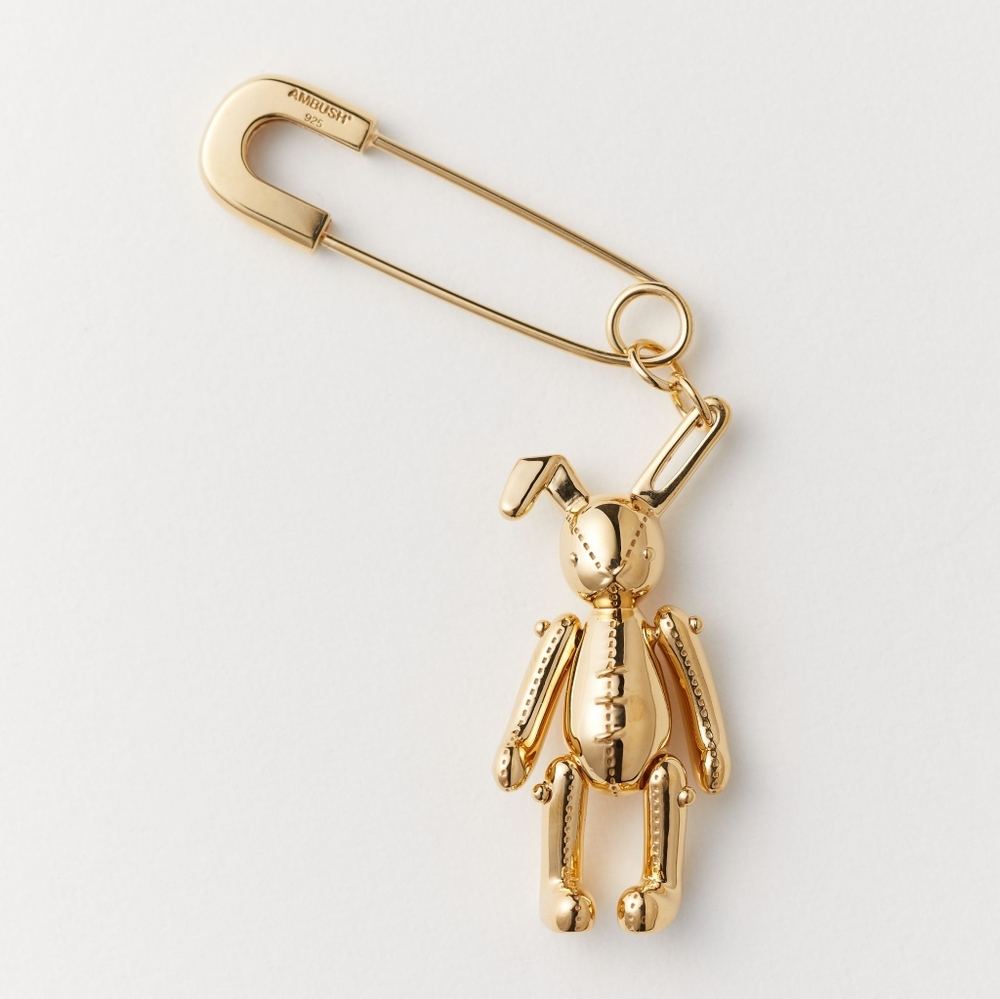 Ambush Bunny Charm Earring Gold